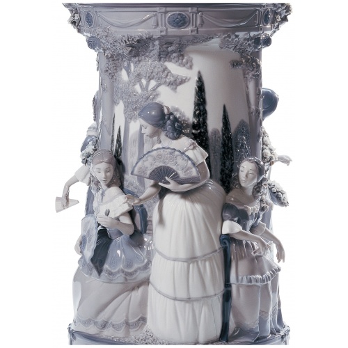 Ladies in The Garden Vase. Limited Edition. Grey and Silver Luster 5