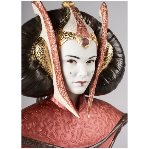 Queen Amidala in the Throne Room. Limited Edition 6