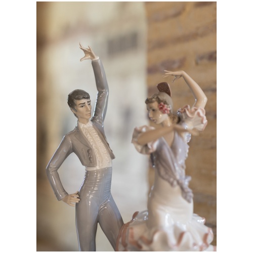 A Passionate Dance Flamenco Couple Figurine 6