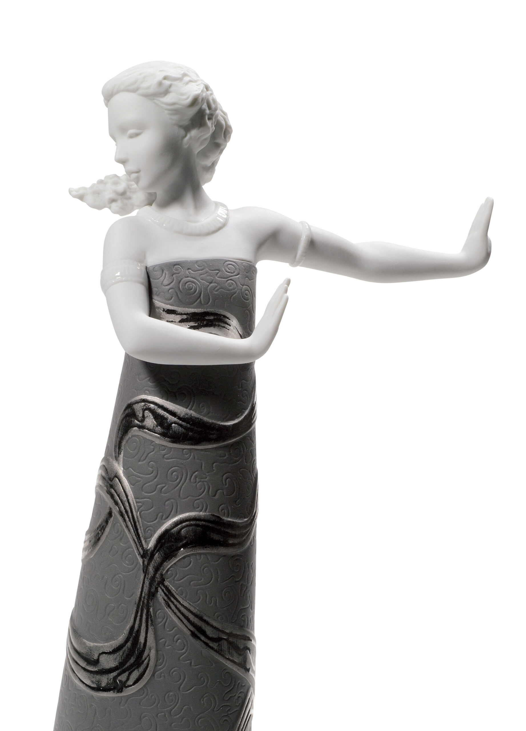 Erytheia Figurine. Silver Lustre 5 Erytheia Figurine. Silver Lustre 5