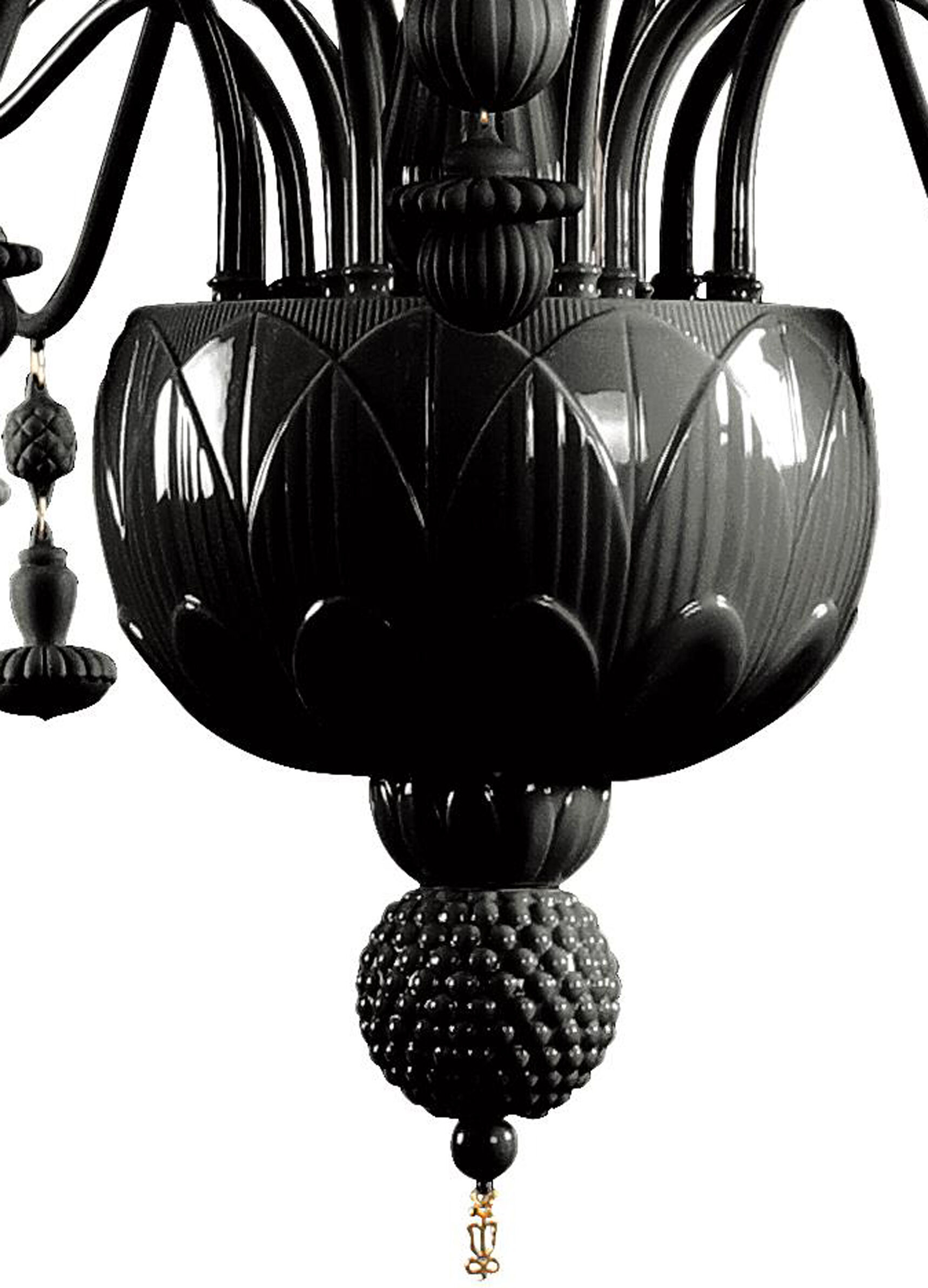 Ivy and Seed 16 Lights Chandelier. Medium Flat Model. Absolute Black (CE/UK) 7 Ivy and Seed 16 Lights Chandelier. Medium Flat Model. Absolute Black (CE/UK) 7