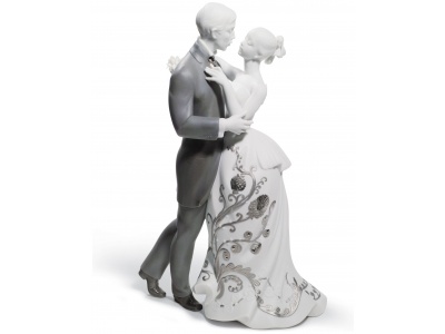 Lovers’ Waltz Couple Figurine. Silver Lustre