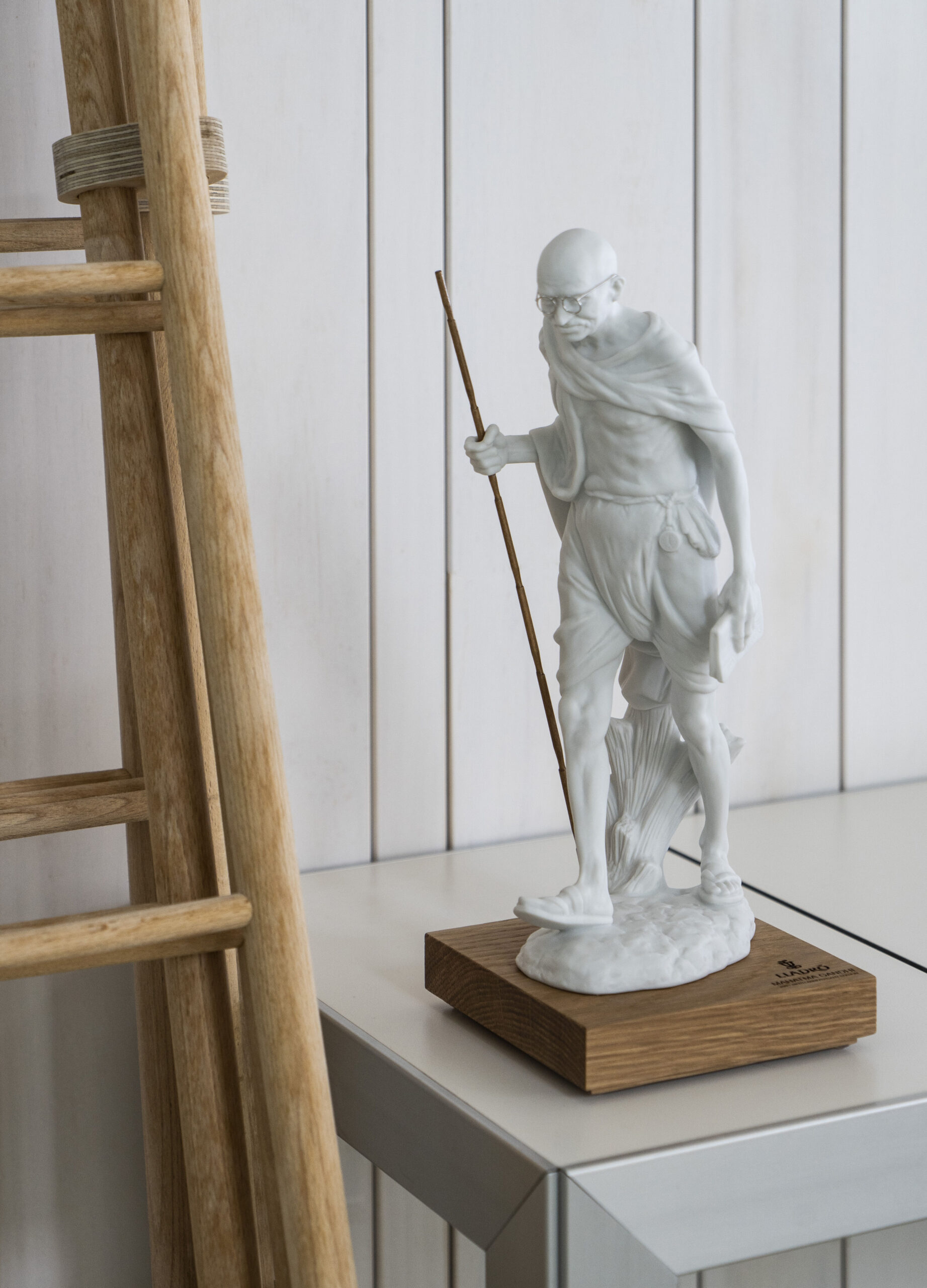 Mahatma Gandhi Figurine. White 5 Mahatma Gandhi Figurine. White 5