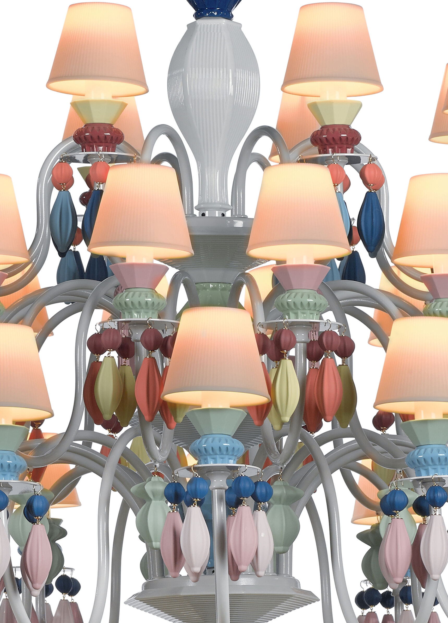 Belle de Nuit 40 Lights Chandelier. Multicolor (CE/UK) 7 Belle de Nuit 40 Lights Chandelier. Multicolor (CE/UK) 7