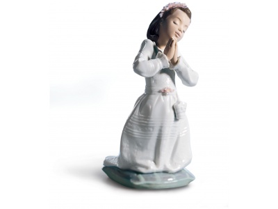 Communion Prayer Girl Figurine