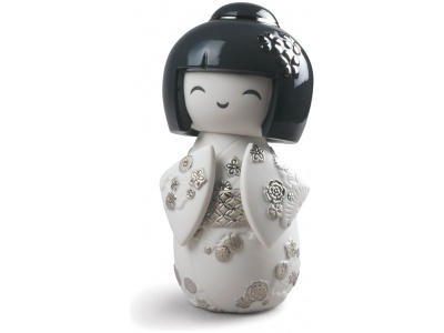 Kokeshi I Figurine. Silver Lustre