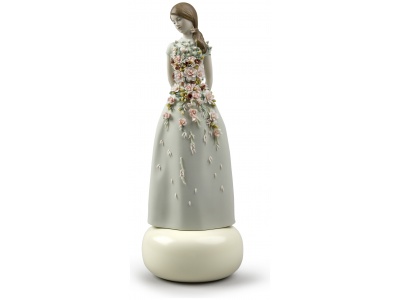 Haute Allure Sweet Elegance Woman Figurine. Limited Edition