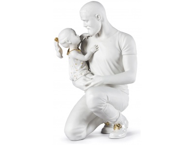 In Daddy’s Arms Figurine. Golden Luster <(>&<)> White