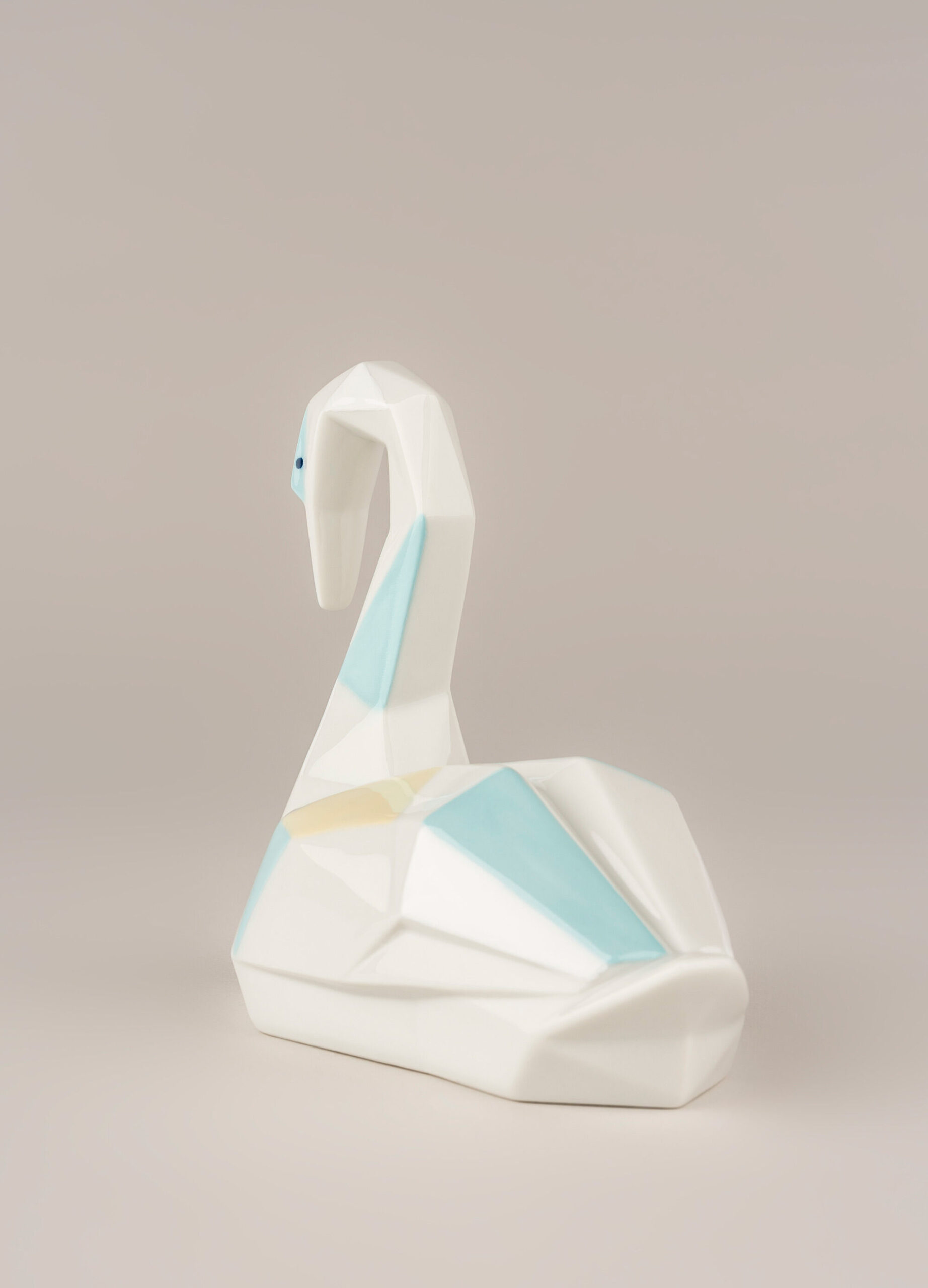 Swan Figurine 6 Swan Figurine 6