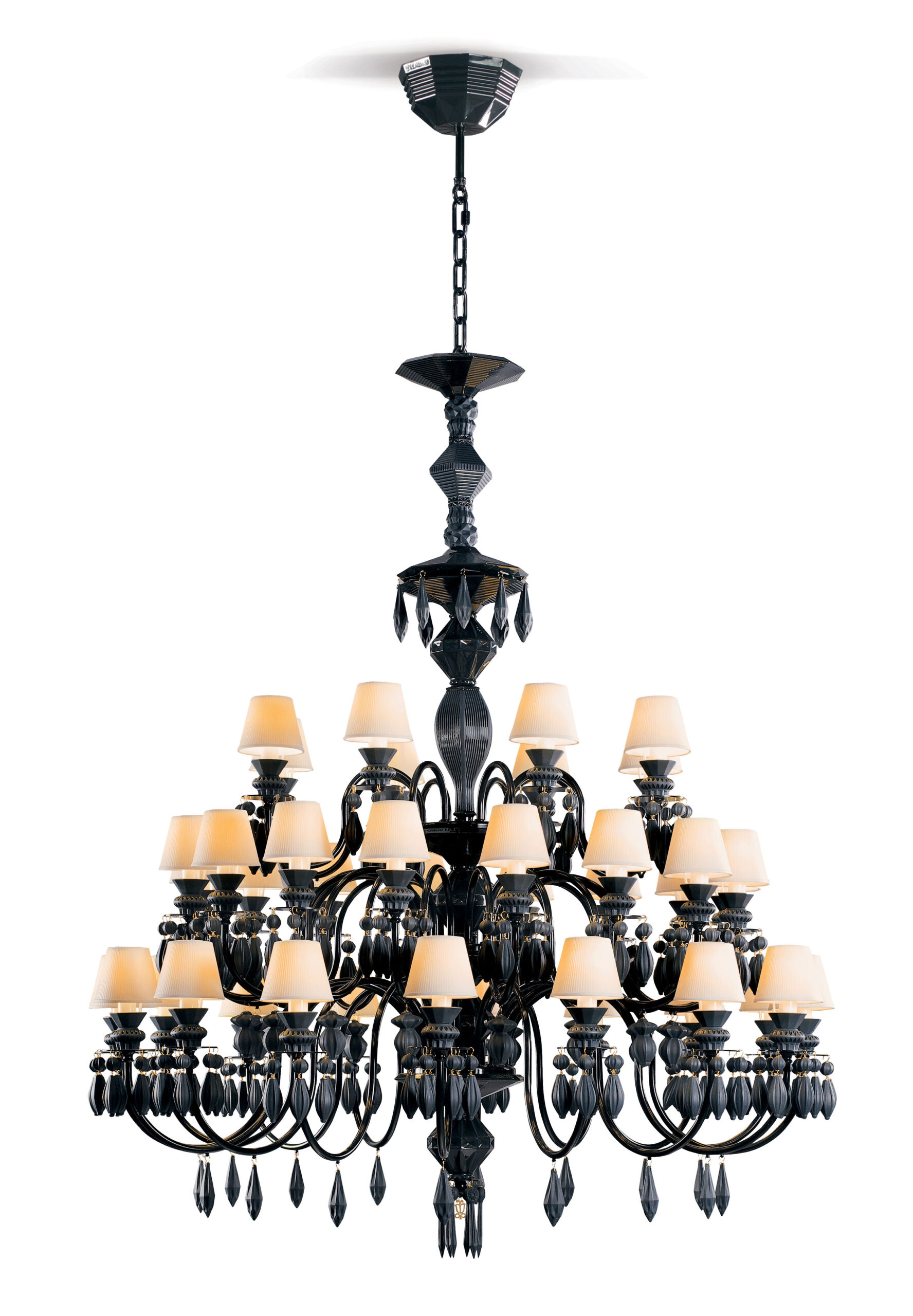 Belle de Nuit 40 Lights Chandelier. Absolute Black (CE/UK) 3 Belle de Nuit 40 Lights Chandelier. Absolute Black (CE/UK) 3