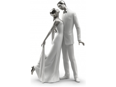 Happy Anniversary Couple Figurine. Silver Lustre