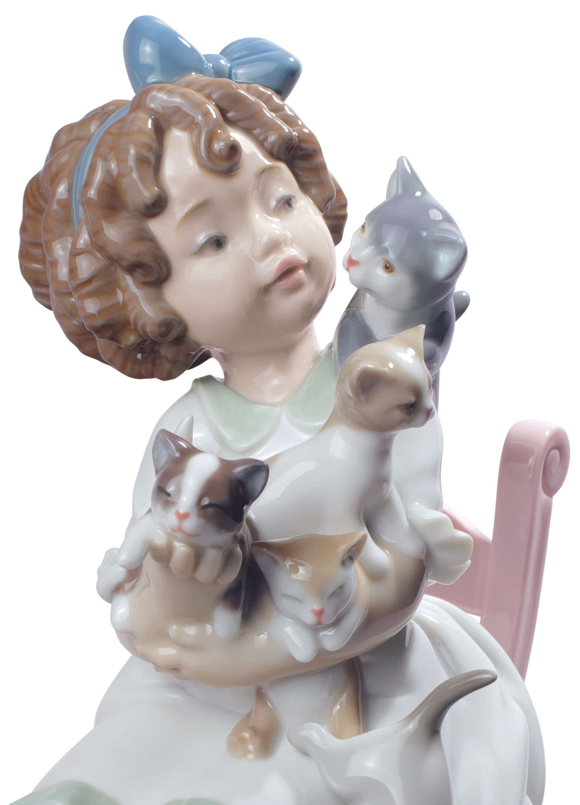 My Little Family Girl Figurine 5 My Little Family Girl Figurine 5