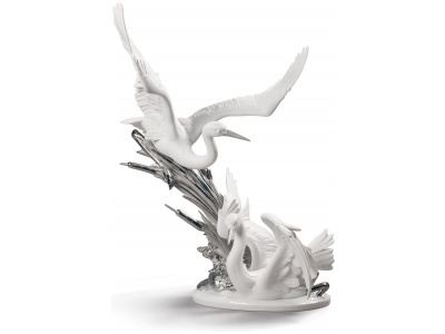 Cranes Sculpture. Silver Lustre