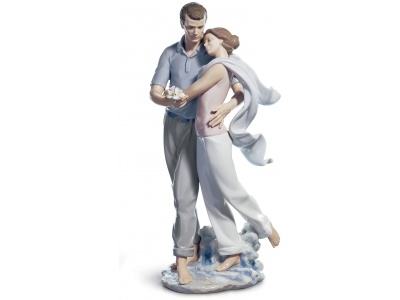 You’re Everything to Me Couple Figurine