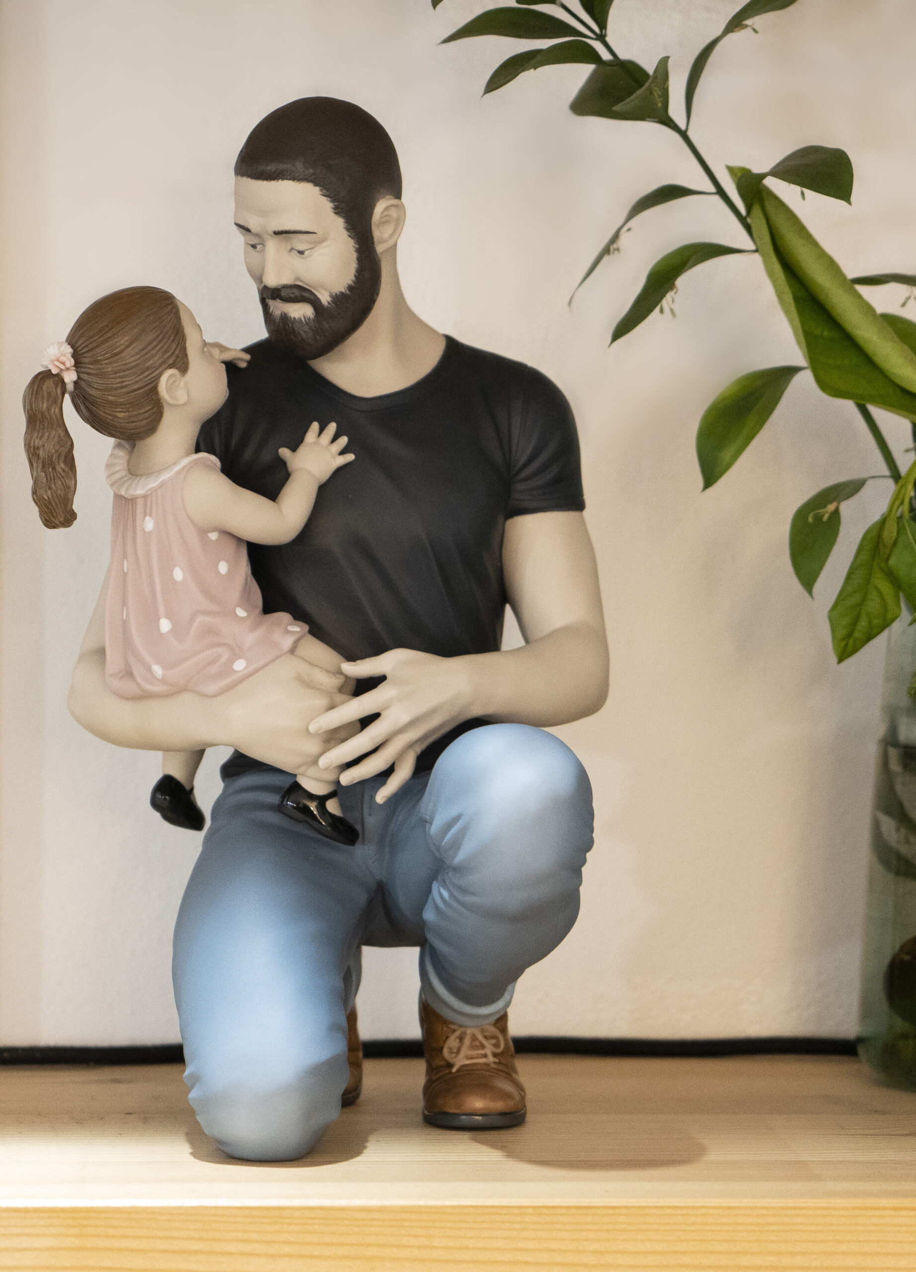 In Daddy’s Arms Figurine 8 In Daddy’s Arms Figurine 8