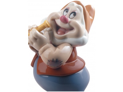 Happy Snow White Dwarf Figurine