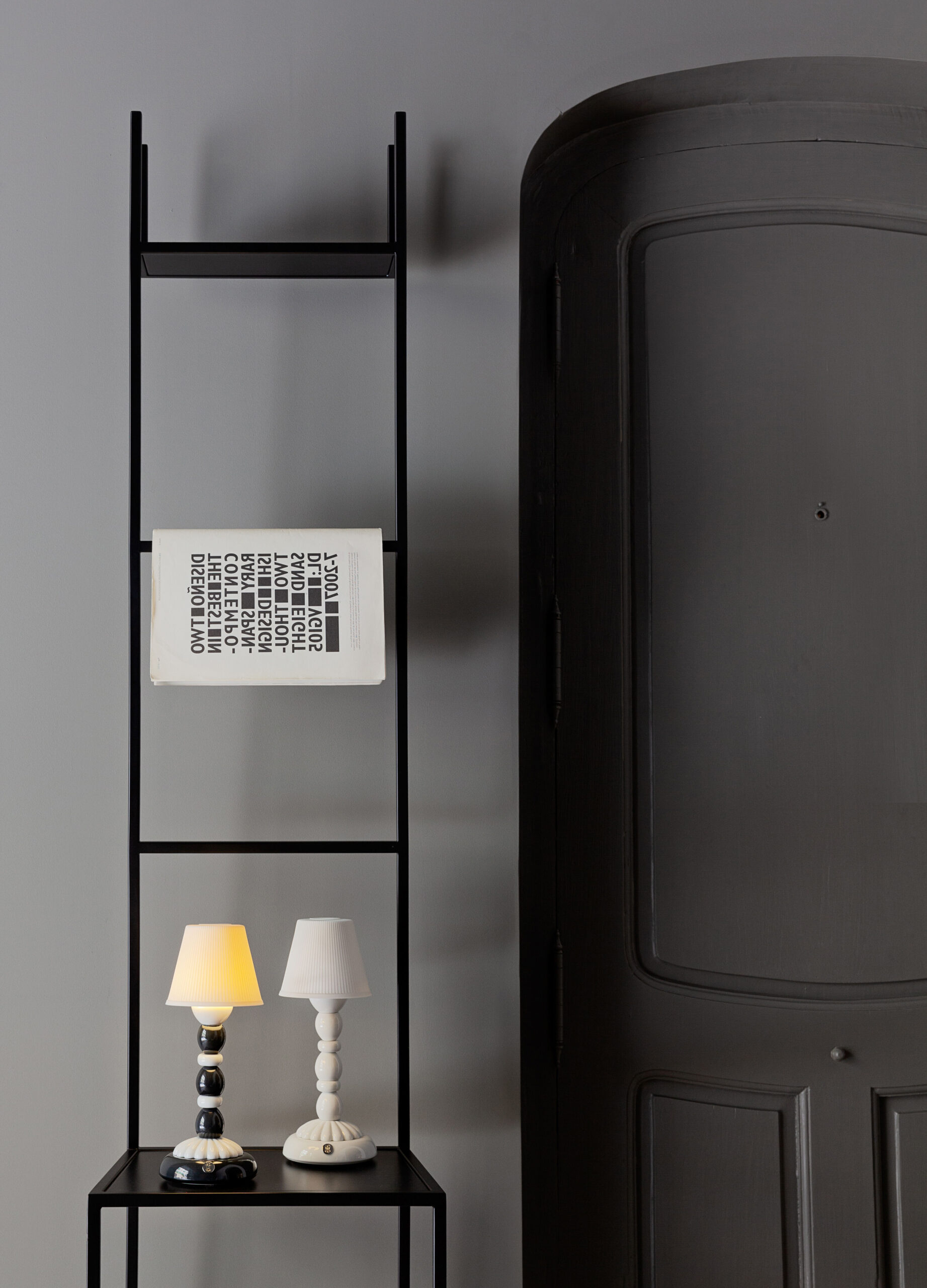 Palm Firefly Table Lamp. White 7 Palm Firefly Table Lamp. White 7