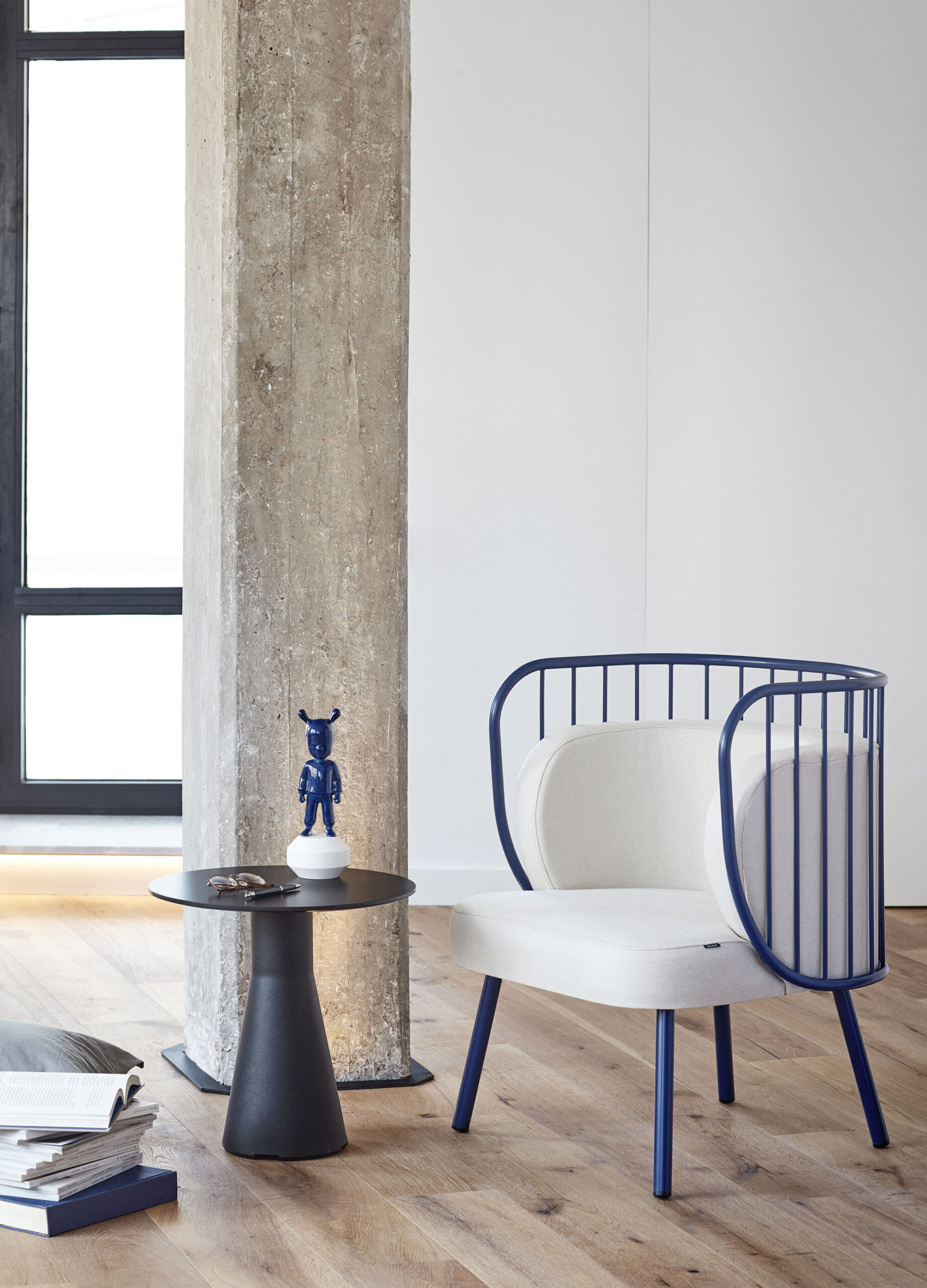 The Dark Blue Guest Figurine. Small Model 5 The Dark Blue Guest Figurine. Small Model 5