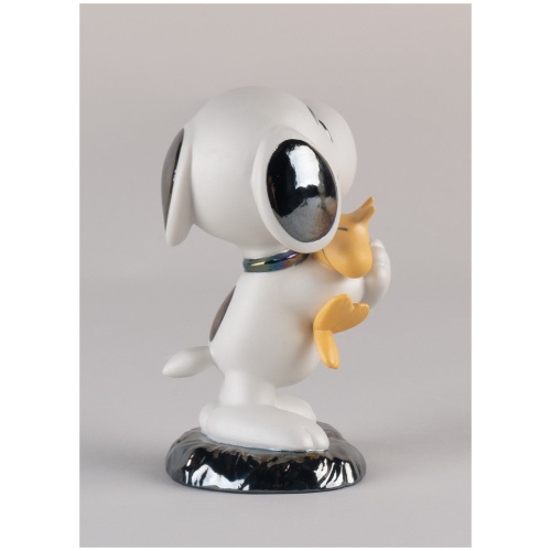 Snoopy Figurine 8