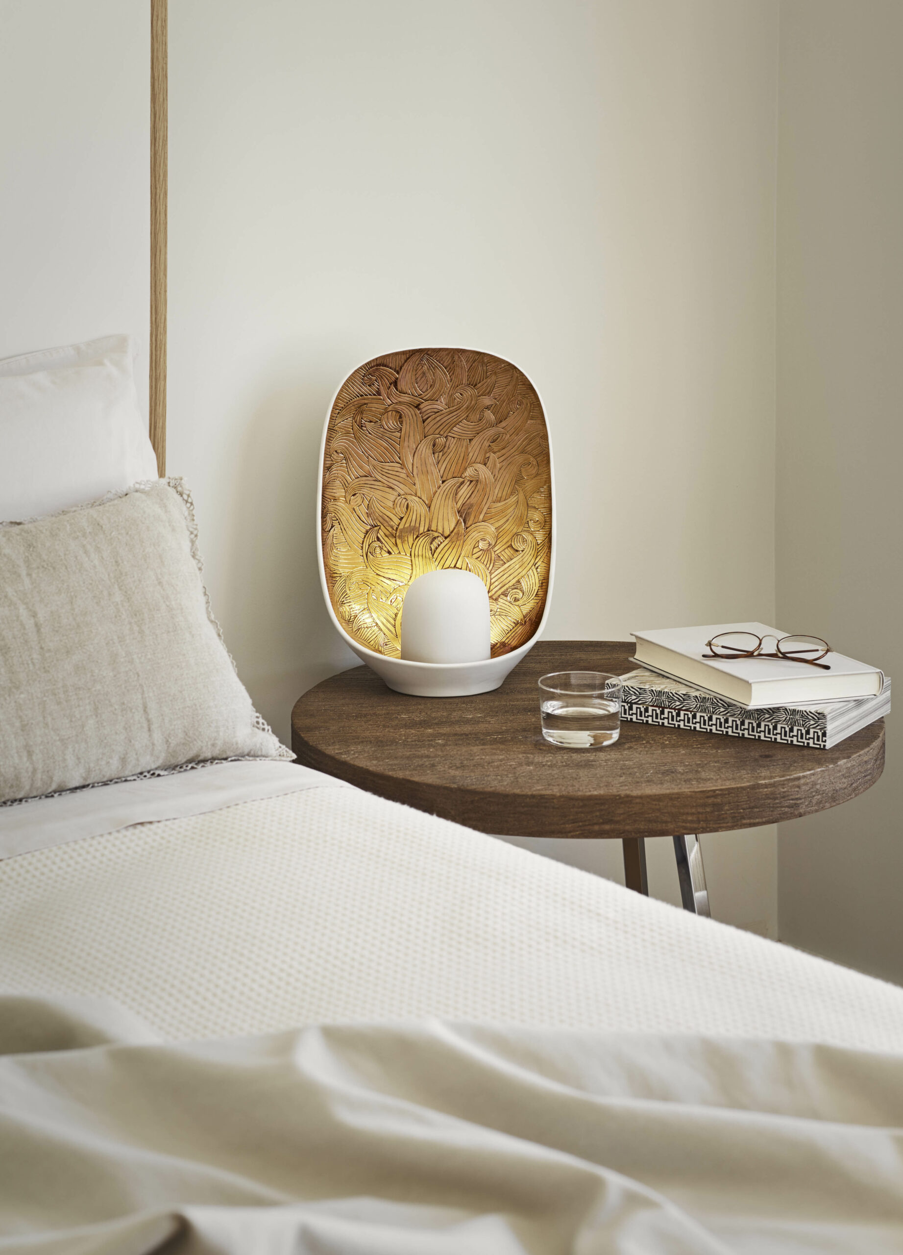 Mirage Table Lamp. (UK) 5 Mirage Table Lamp. (UK) 5