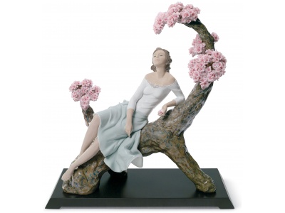 Sweet Scent of Blossoms Woman Figurine. Limited Edition 3