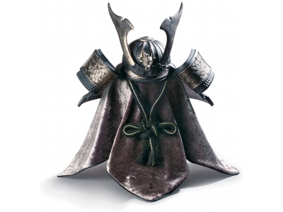 Dragon Samurai Helmet Figurine. Silver Lustre