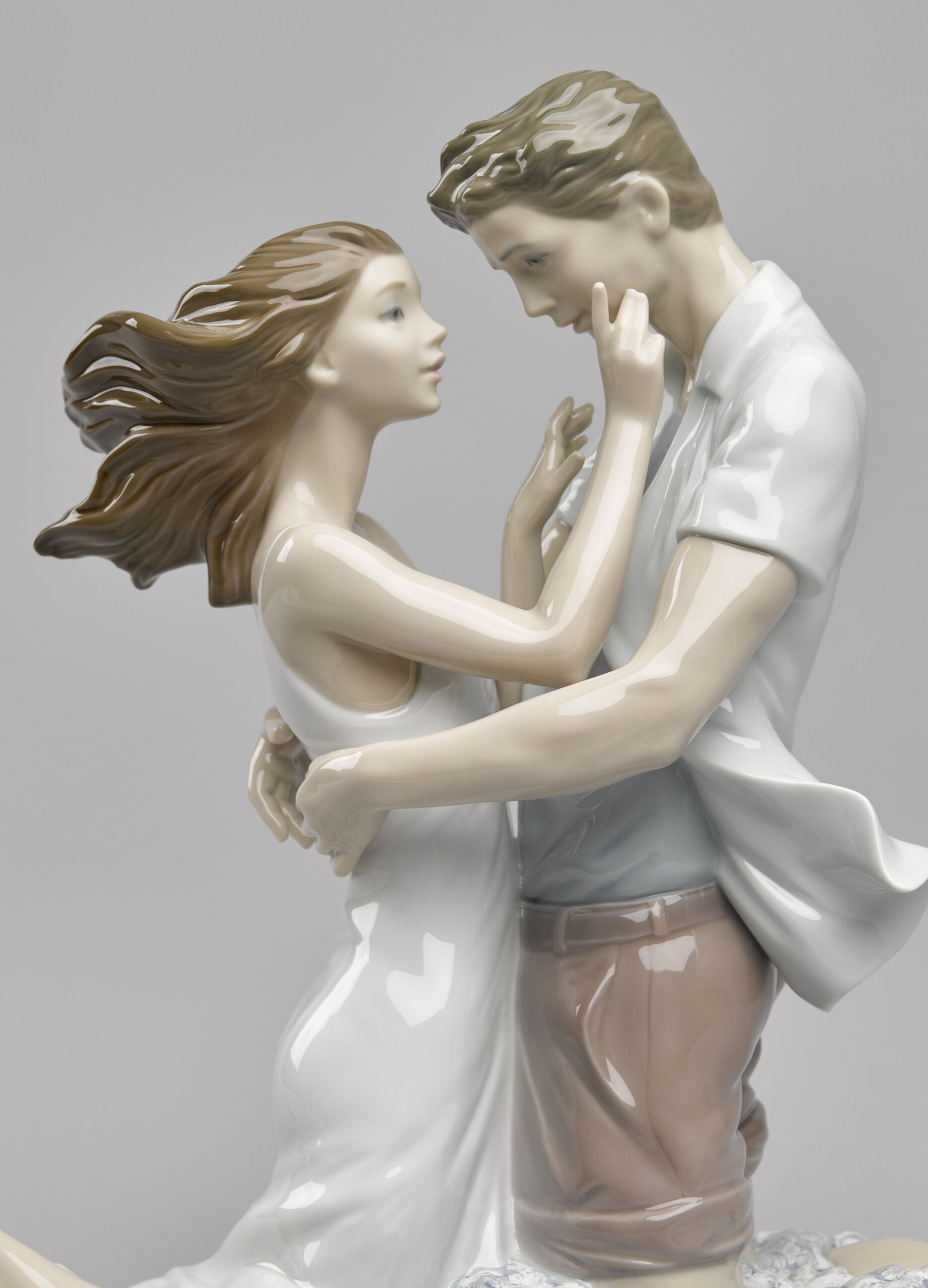 The Thrill of Love Couple Figurine 7 The Thrill of Love Couple Figurine 7
