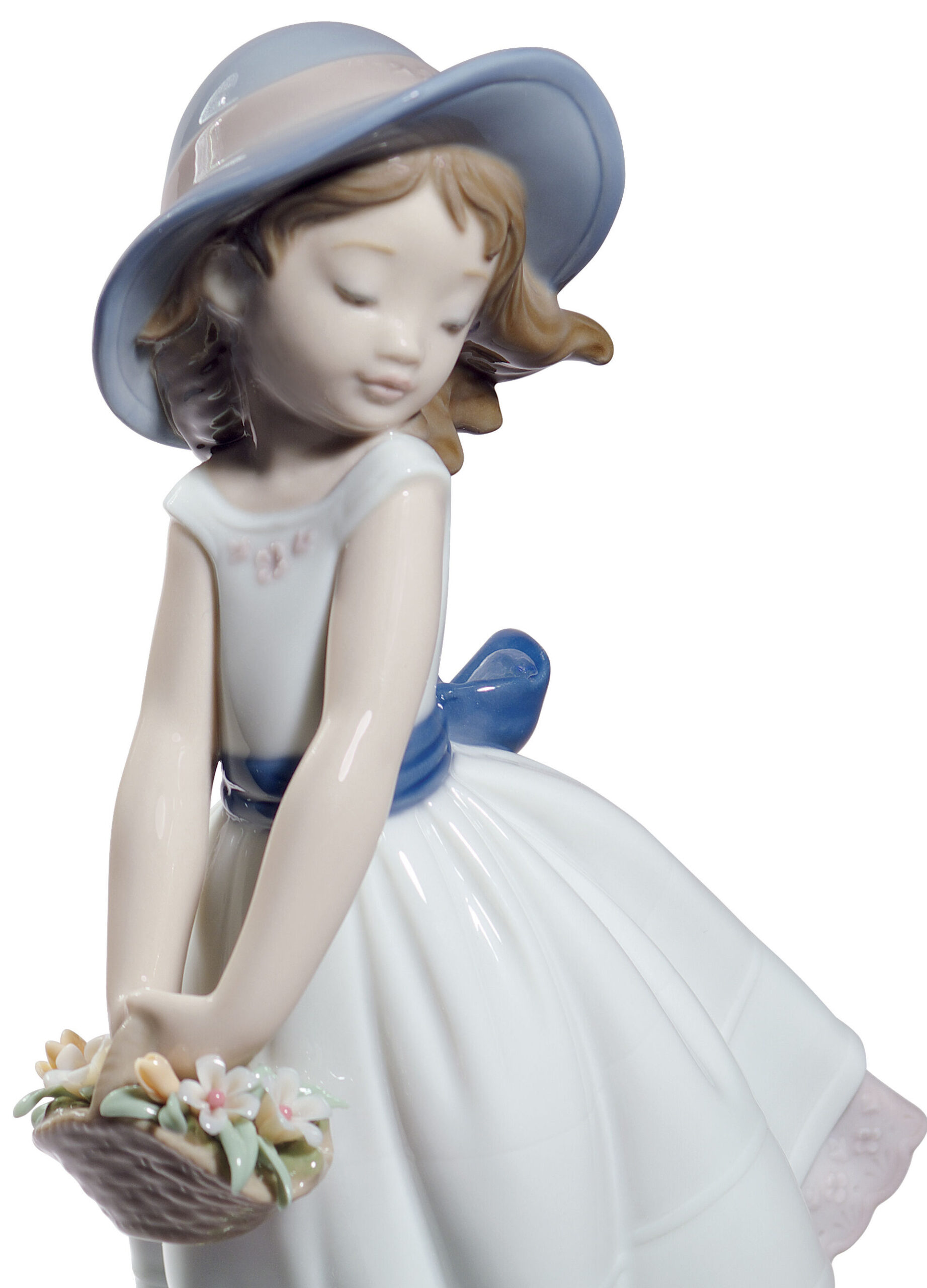 Pretty innocence Girl Figurine. Special Edition 5 Pretty innocence Girl Figurine. Special Edition 5