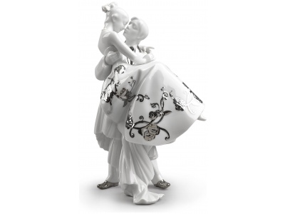 The Happiest Day Couple. Figurine. Silver luster