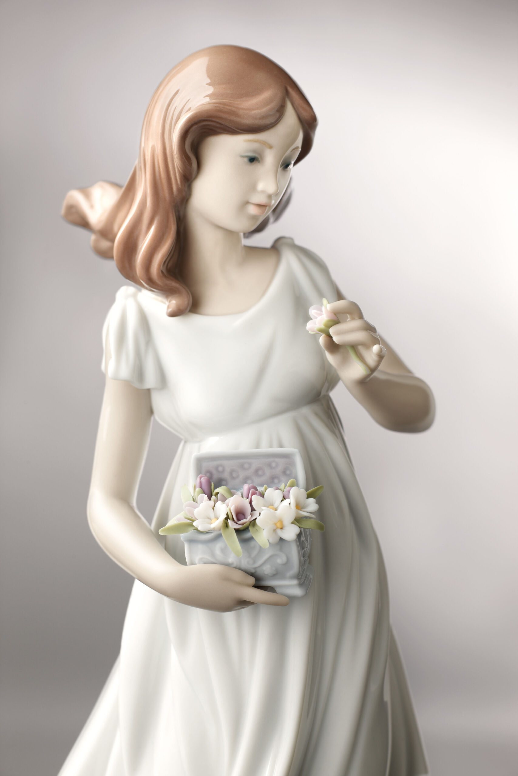 Treasures of The Earth Woman Figurine 6 Treasures of The Earth Woman Figurine 6