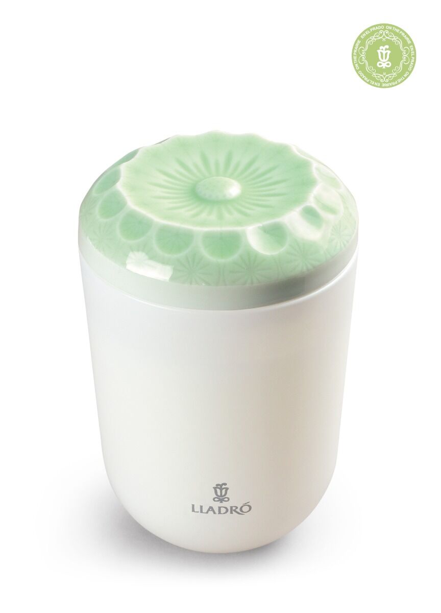 Echoes of Nature Candle. On The Prairie Scent 3 Echoes of Nature Candle. On The Prairie Scent 3