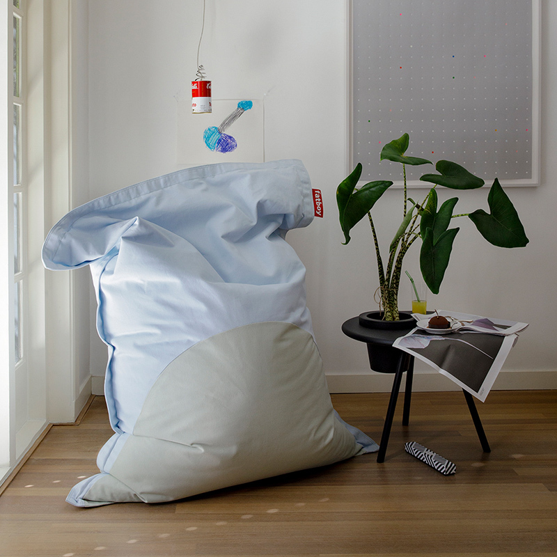 Bakkes Planter/ side table Anthracite 13 Bakkes Planter/ side table Anthracite 13