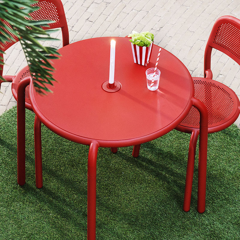 Toní Bistreau Bistro table Industrial Red 6
