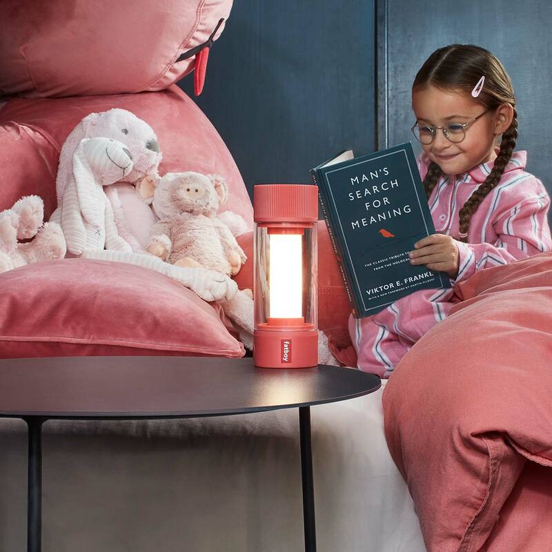 Tjoepke Table lamp Geranium red 8 Tjoepke Table lamp Geranium red 8