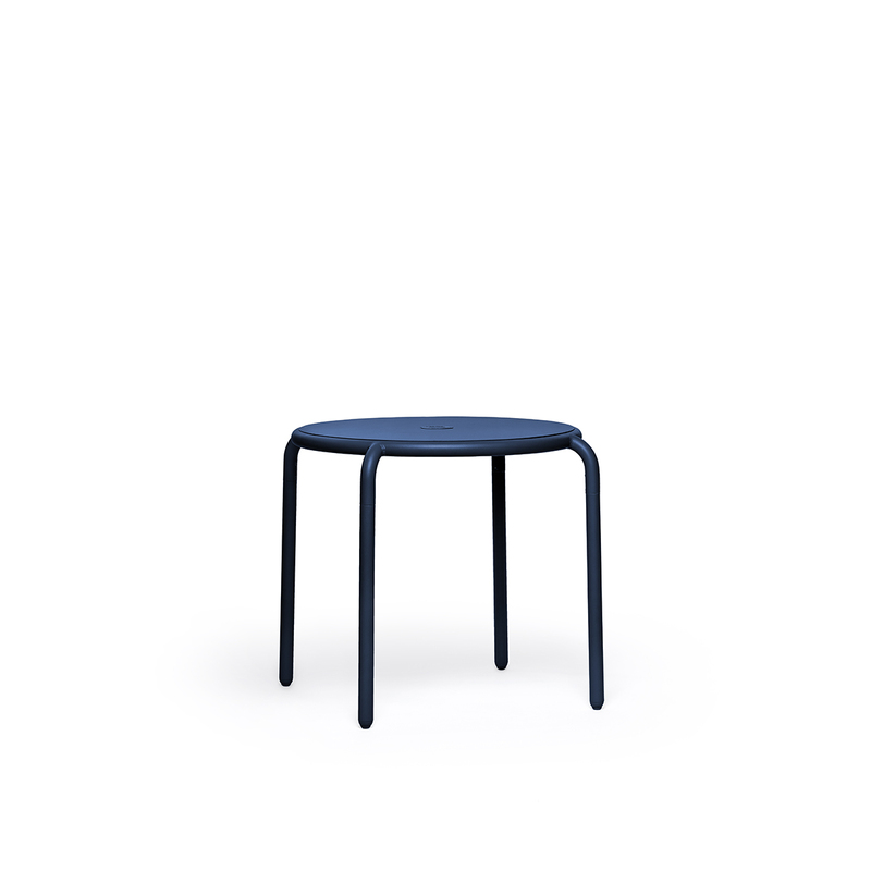 Toní Bistreau Bistro table Dark Ocean 6 Toní Bistreau Bistro table Dark Ocean 6