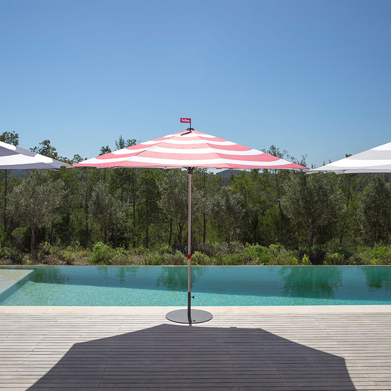 Parasol ø 350 cm Parasol Red ø 350 cm 5 Parasol ø 350 cm Parasol Red ø 350 cm 5