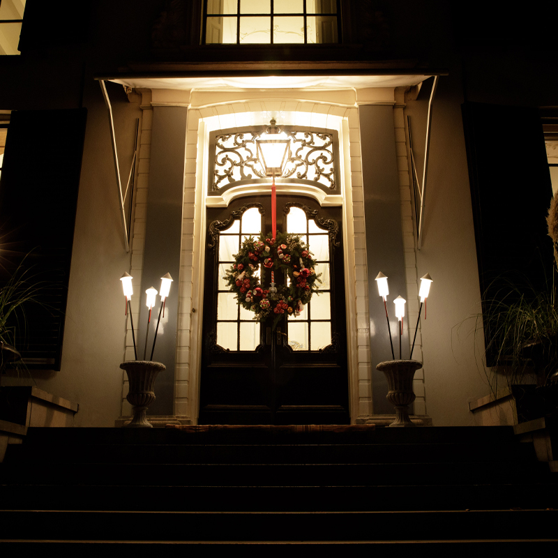 Prêt a Racket Dash and ambient outdoor tourch, charged by solarpower. 13 Prêt a Racket Dash and ambient outdoor tourch, charged by solarpower. 13