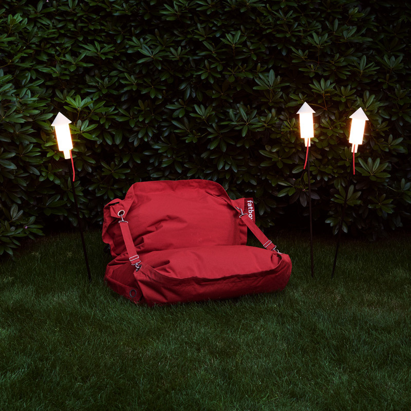 Prêt a Racket Dash and ambient outdoor tourch, charged by solarpower. 11 Prêt a Racket Dash and ambient outdoor tourch, charged by solarpower. 11